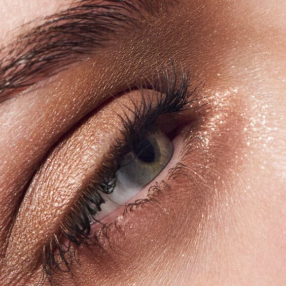 MAC JELLY SHINE EYESHADOW - SPARKLE SPARKLE - Picture 5 of 5